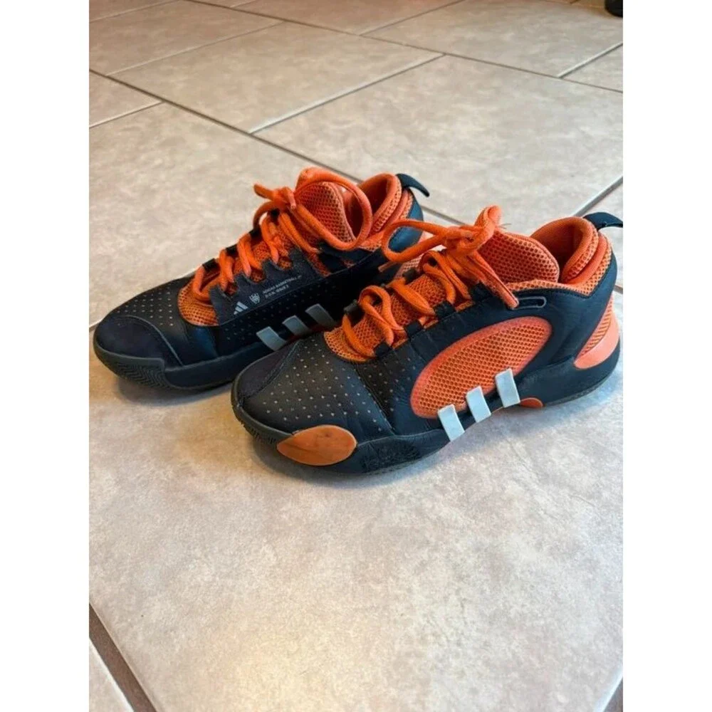 Adidas DON Issue 5 Basketball Shoes Donovan Mitchell Black Impact Orange Size 6